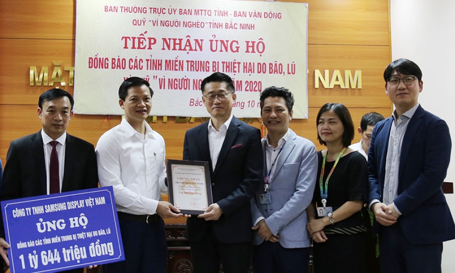 Tiếp nhận hơn 7 tỷ đồng ủng hộ đồng bào miền Trung