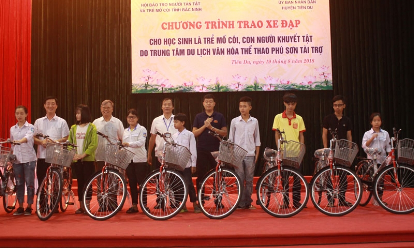 Hơn 1 nghìn lượt người khuyết tật, trẻ mồ côi được trợ giúp