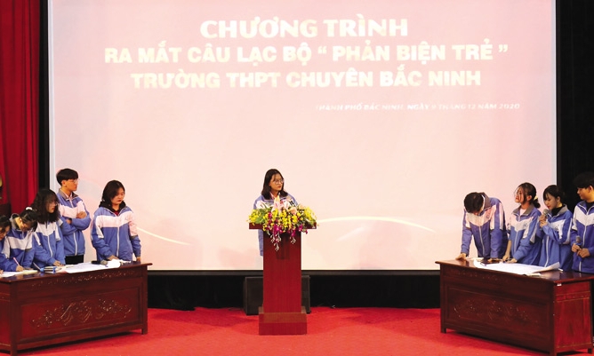 Câu lạc bộ “Phản biện trẻ”-nơi định hướng  tư tưởng cho thanh niên