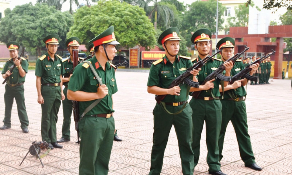 Tô thắm truyền thống lực lượng vũ trang anh hùng