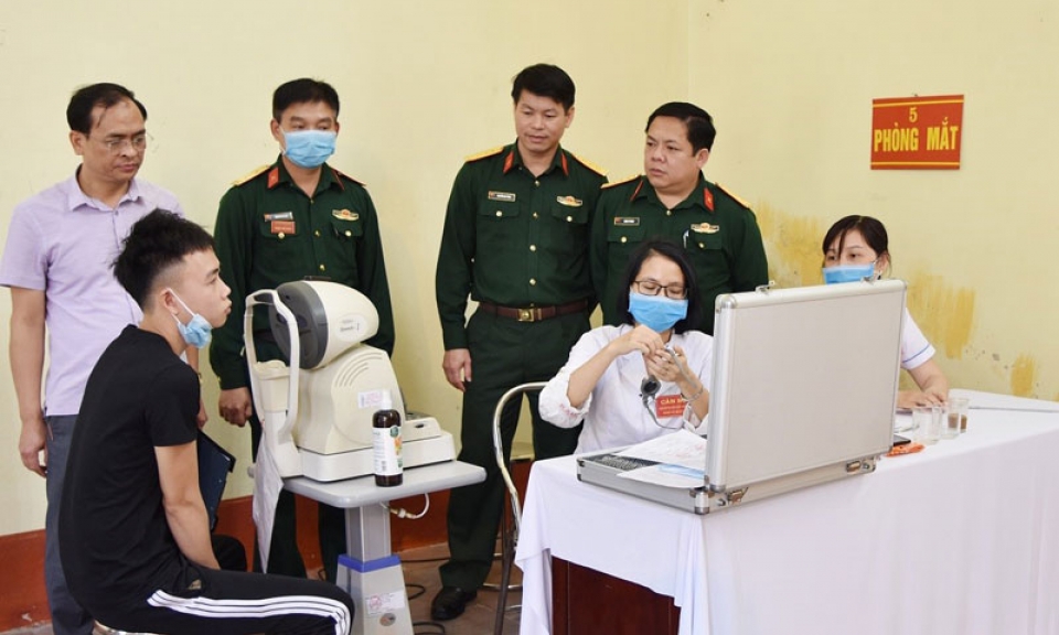 Gia Bình hoàn thành khám sức khỏe nghĩa vụ quân sự