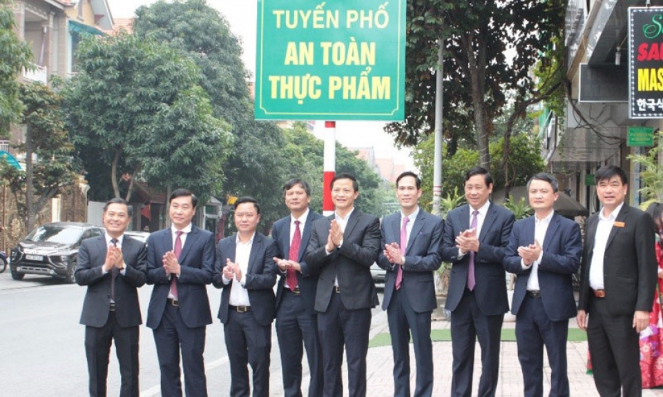 Khai trương Tuyến phố An toàn thực phẩm