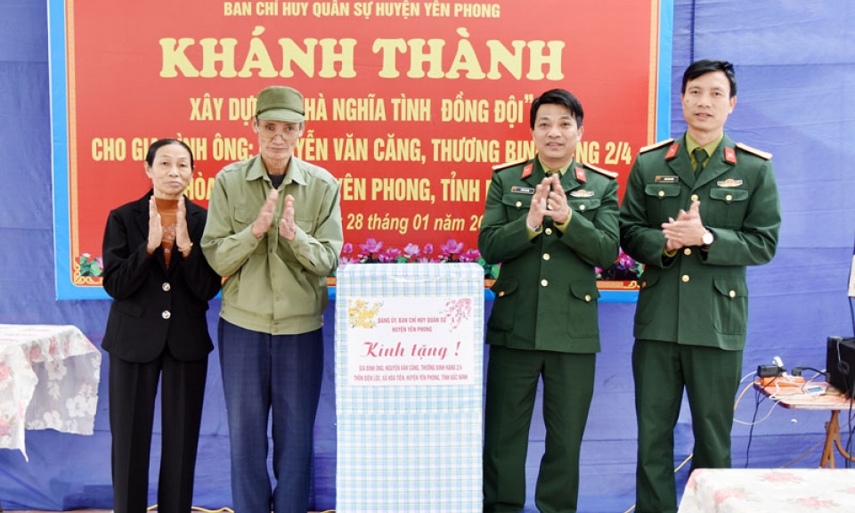 Khánh thành nhà “Nghĩa tình đồng đội”