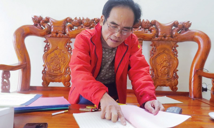 Chặng đường “đãi cát tìm vàng”  của người thầy “chân đất”