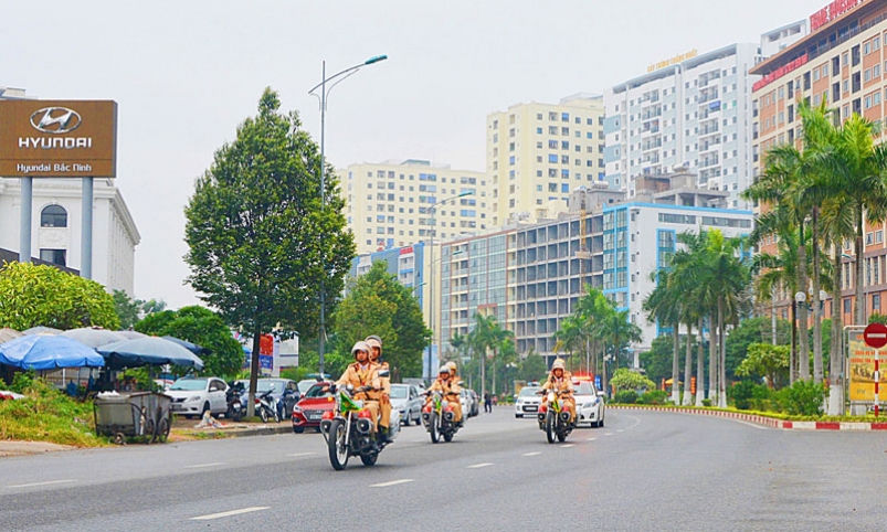 Thầm lặng giữ bình yên cho nhân dân