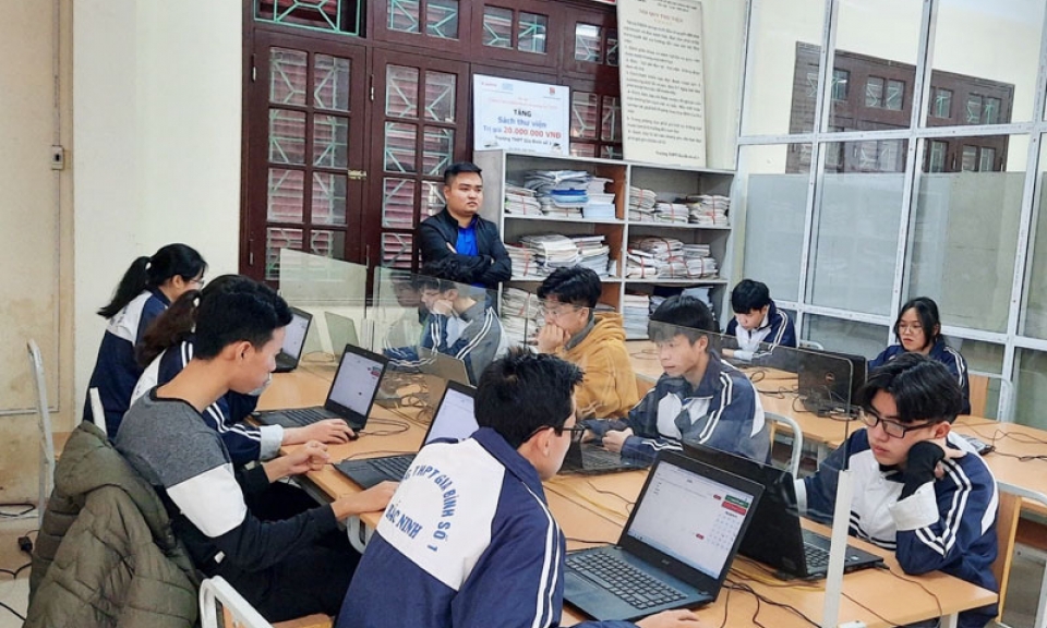 20 thí sinh vào Chung kết cuộc thi trực tuyến “Tự hào Việt Nam” năm 2021