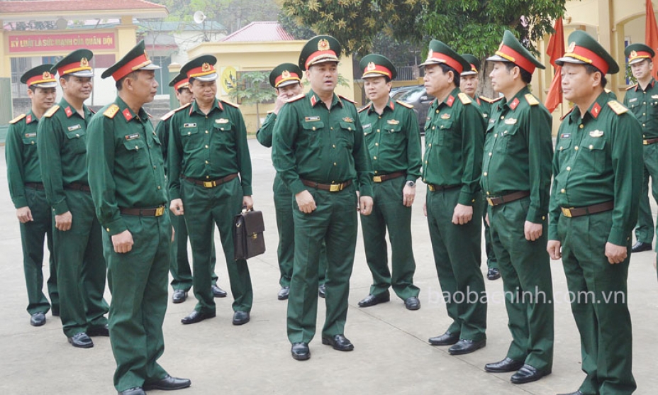 Tư lệnh Quân khu 1 kiểm tra  tại Bộ CHQS tỉnh Bắc Ninh