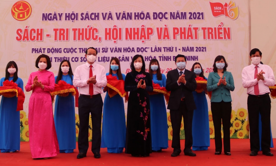 Khai mạc Ngày hội sách và Văn hóa đọc