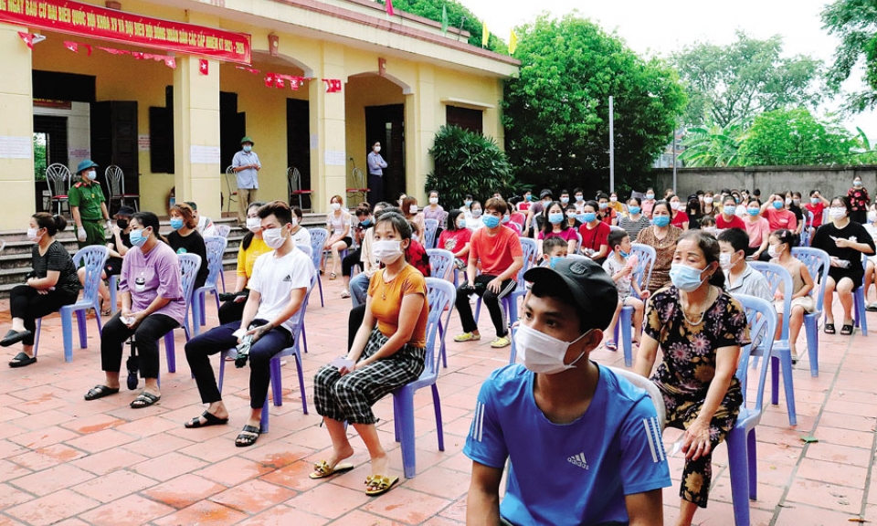 Đi qua những ngày “phong tỏa”