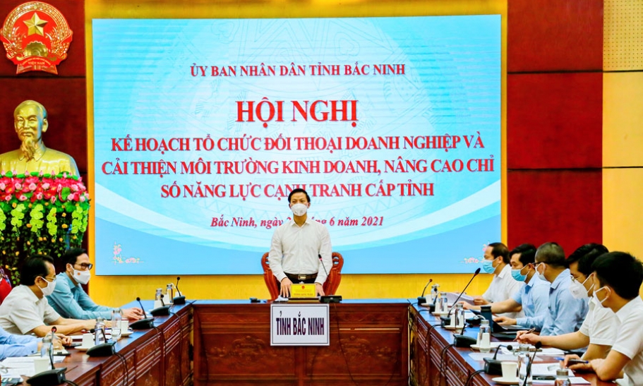 UBND tỉnh bàn kế hoạch tổ chức Hội nghị đối thoại doanh nghiệp và Cải thiện các Chỉ số về quản trị và điều hành của địa phương