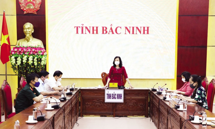 Phó Thủ tướng Chính phủ Vũ Đức Đam: "Tiếp tục tăng cường lực lượng, tập trung dập dịch nhanh nhất”