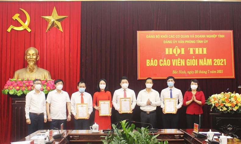 Hội thi báo cáo viên giỏi năm 2021