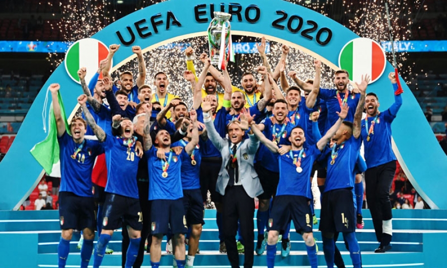 Hạ tuyển Anh ở Wembley, Italy đưa cúp vô địch EURO về thành Roma