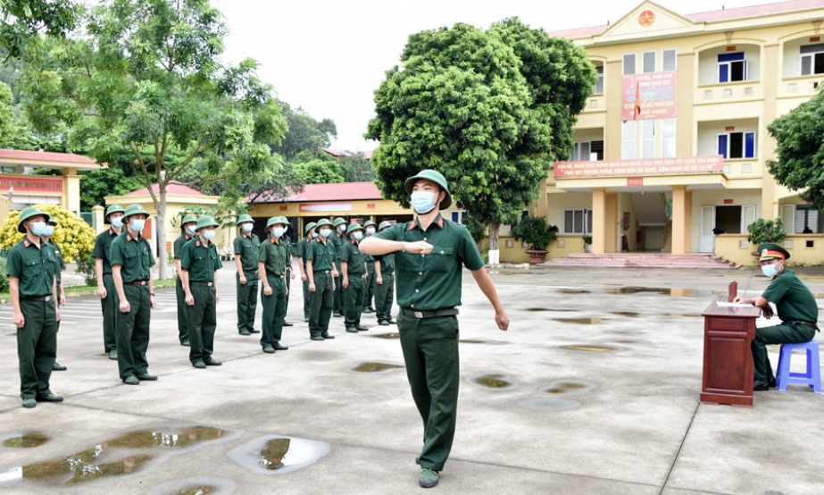 Hoàn thành bổ túc sĩ quan dự bị