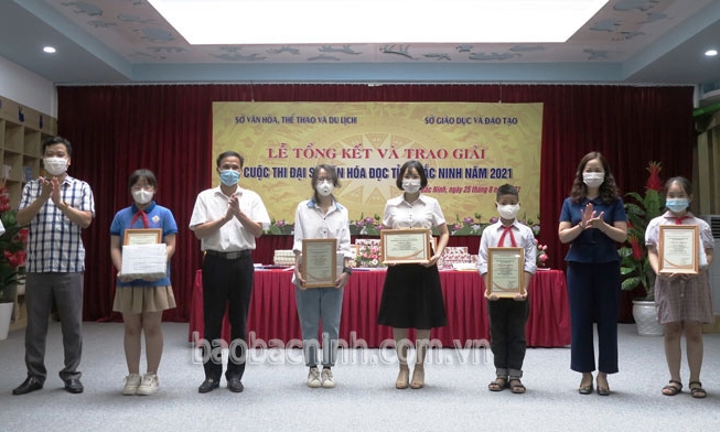 Trao giải cuộc thi Đại sứ văn hóa đọc
