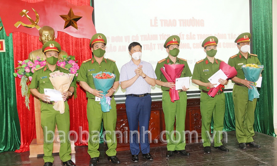 Vì nhân dân phục vụ