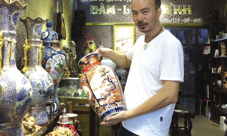 Người đi tìm hồn của đá