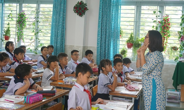 Từ 1/8, áp dụng quy định mới về chế độ phụ cấp thâm niên nhà giáo