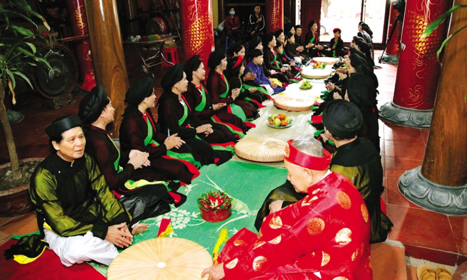 Anh Hai Dũng 30 năm miệt mài truyền nghề chơi Quan họ