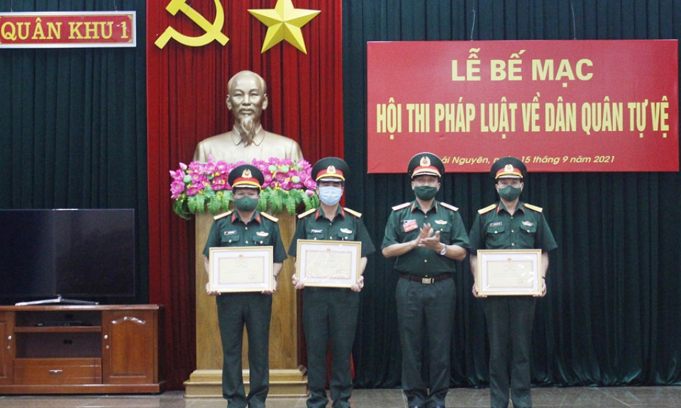 Bộ CHQS tỉnh Bắc Ninh giành giải Ba Hội thi pháp luật về dân quân tự vệ