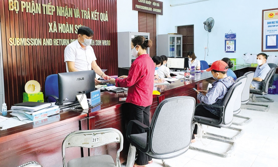 Nêu gương học Bác