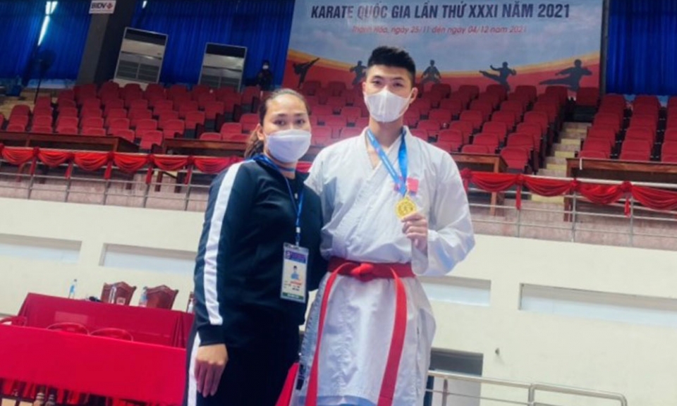 VĐV Nguyễn Văn Nhật giành HCV đầu tiên cho đội tuyển Karate Bắc Ninh