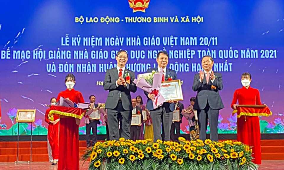Bắc Ninh đạt giải Nhì toàn đoàn Hội giảng nhà giáo giáo dục nghề nghiệp toàn quốc