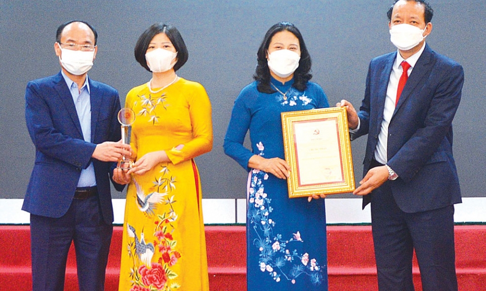 Trường Chính trị Nguyễn Văn Cừ gặp mặt kỷ niệm Ngày Nhà giáo  Việt Nam 20-11