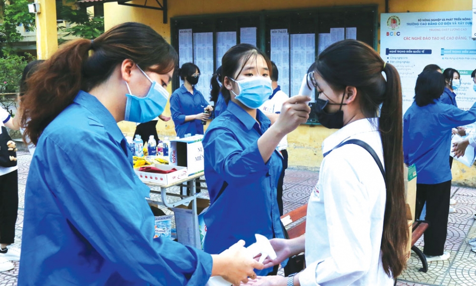 Dấu ấn năm học vượt khó 2020-2021