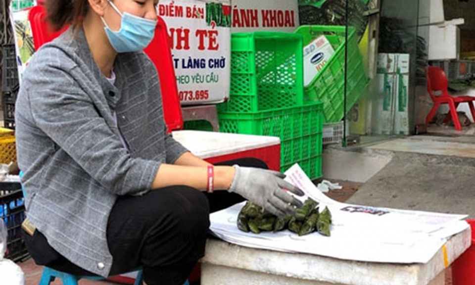 Bình dị bánh tẻ làng Chờ
