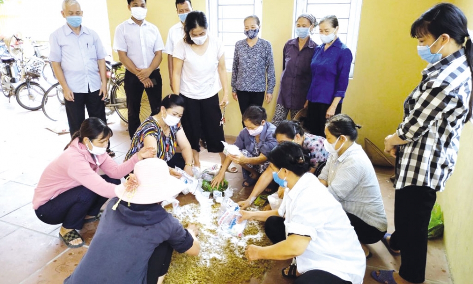 Môi trường nông thôn hướng tới  tiêu chí xanh, sạch, đẹp