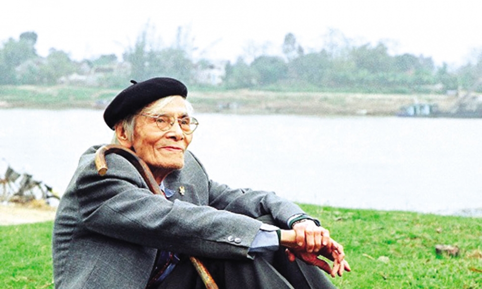 Hoàng Cầm - Thi sĩ nặng lòng với quê hương
