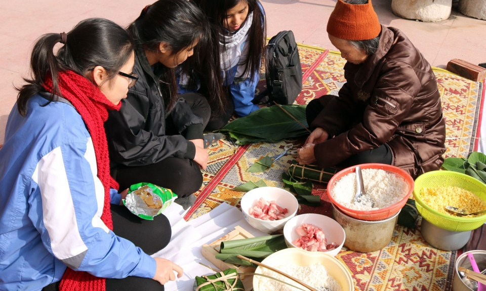 Miên man mùi Tết