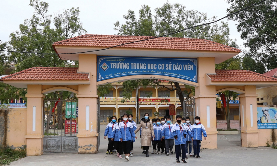 Bảo đảm an toàn trường học và tiếp tục đổi mới, nâng cao chất lượng giáo dục