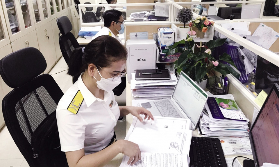 Chuyển hướng kiểm tra thuế