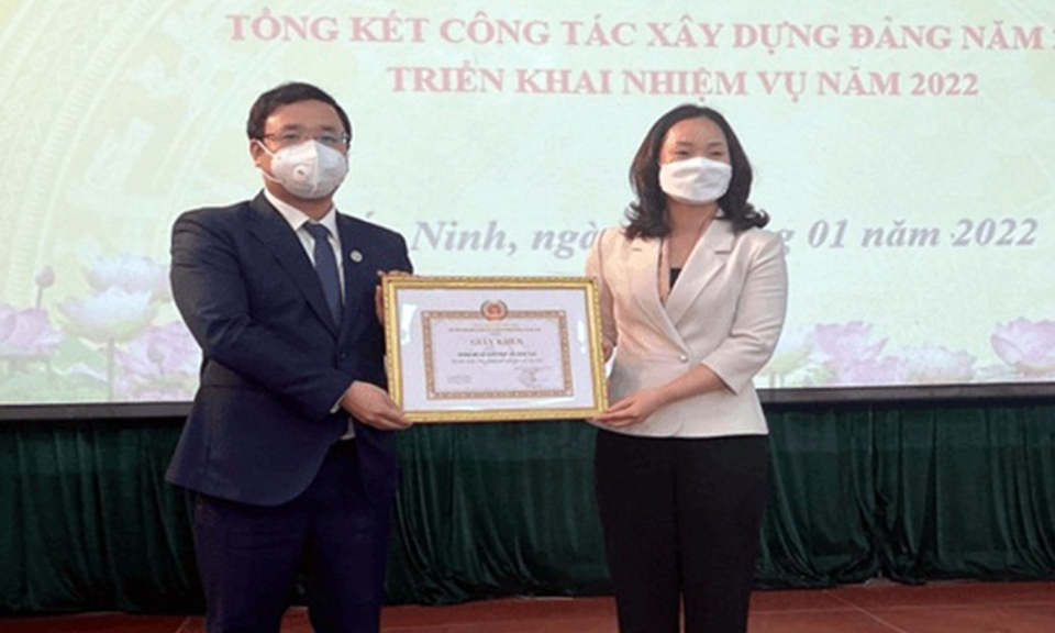 Sở GD-ĐT triển khai công tác xây dựng Đảng năm 2022