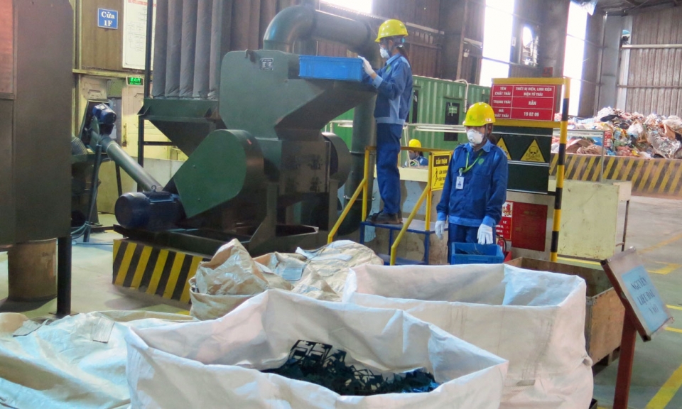 Bảo đảm các yếu tố môi trường bền vững  trong khu công nghiệp