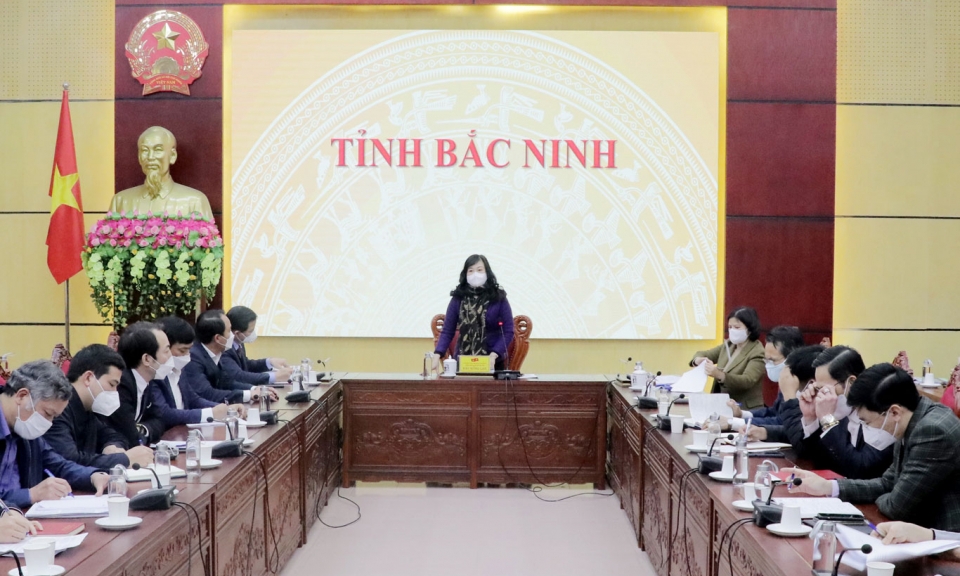 Phát triển kinh tế tập thể theo kinh tế thị trường định hướng xã hội chủ nghĩa