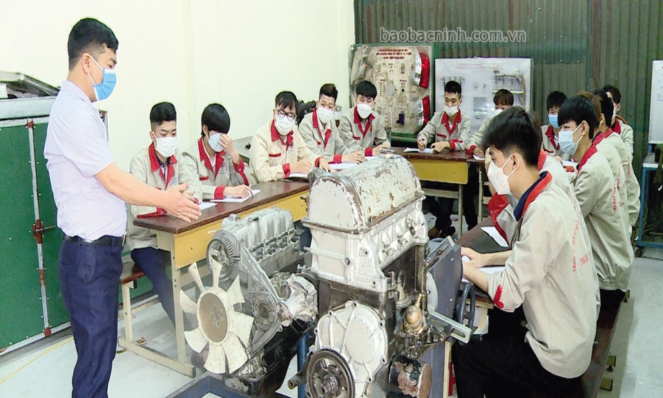 Hướng đi mới của một trường nghề