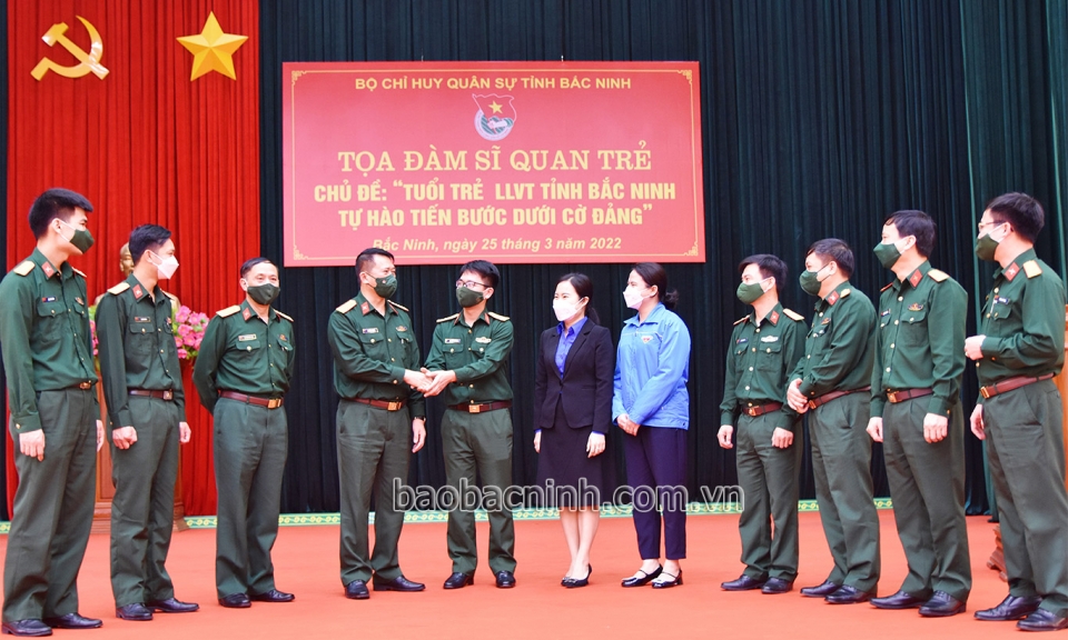 Bộ CHQS tỉnh tổ chức tọa đàm sĩ quan trẻ năm 2022