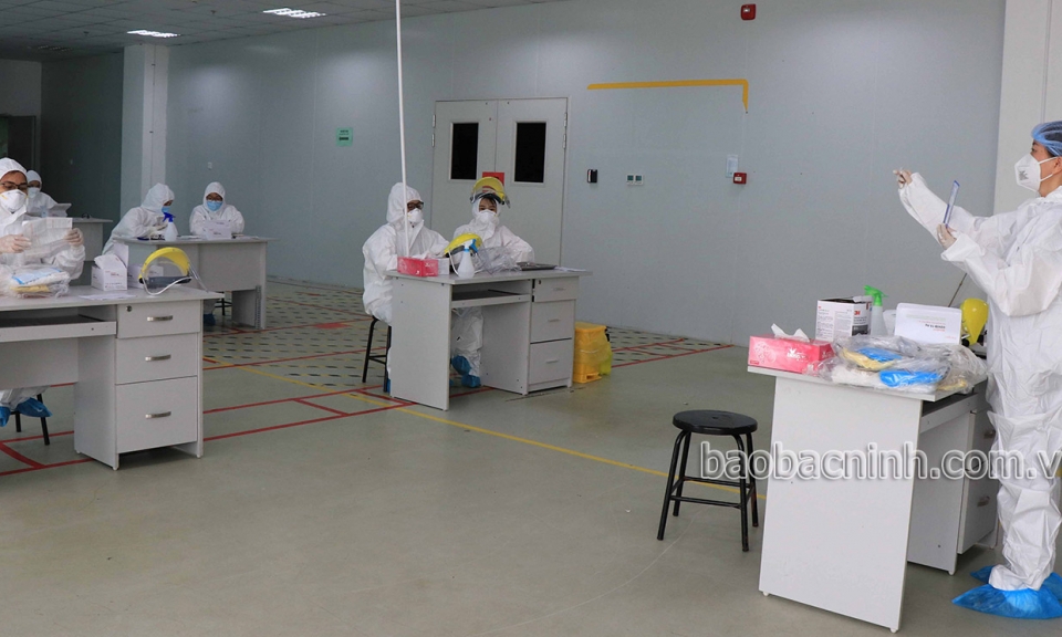 700 doanh nghiệp được tập huấn về chăm sóc, điều trị F0 tại nhà và ảnh hưởng hậu COVID-19