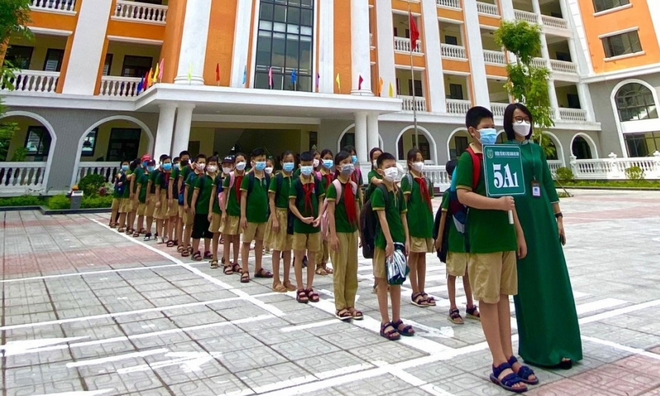 Học sinh Tiểu học thành phố Bắc Ninh đi học trực tiếp từ ngày 21-3