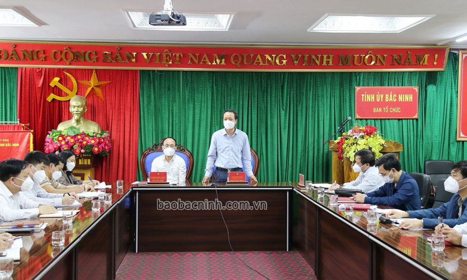 Quán triệt Quy định số 57 của Ban Bí thư về “Đối tượng, tiêu chuẩn và phân cấp đào tạo lý luận chính trị”