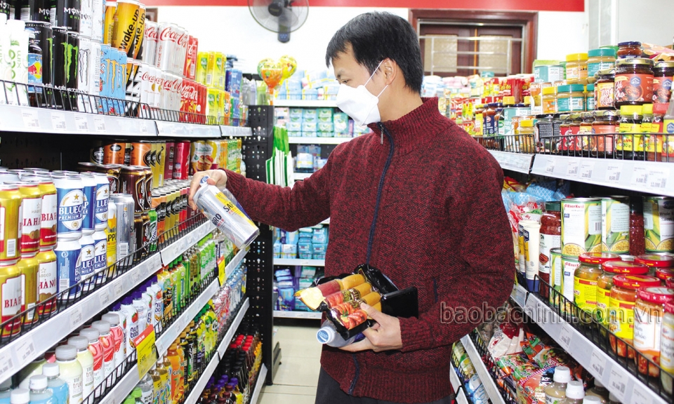 Bảo vệ quyền lợi người tiêu dùng còn nhiều bất cập