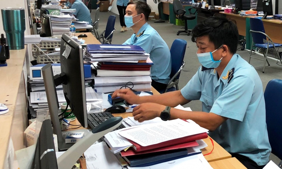 Nỗ lực tăng thu ngân sách  từ hoạt động xuất, nhập khẩu