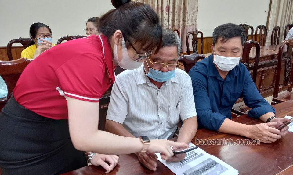 Quế Võ tập huấn tiêu thụ nông sản trên sàn thương mại điện tử