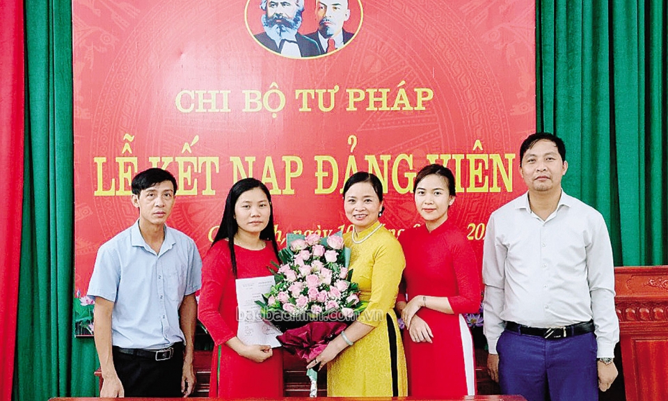 Đảng bộ huyện Gia Bình chú trọng  tạo nguồn kế cận, tăng sức mạnh cho Đảng