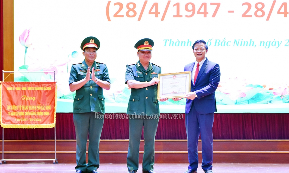 Kỷ niệm 75 năm Ngày truyền thống lực lượng vũ trang thành phố Bắc Ninh