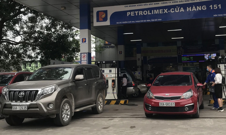 Tiếp tục thanh tra các doanh nghiệp, cửa hàng kinh doanh xăng dầu