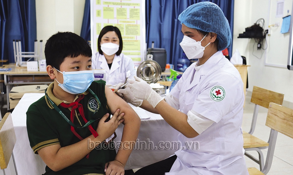 Ngày đầu tiêm vắc-xin phòng COVID-19 cho trẻ em từ đủ 5 đến dưới 12 tuổi